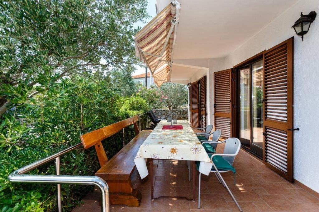 Adria-Holiday House With A Private Pool In Krk Kornić Exterior foto